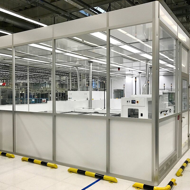 Cleanroom for manufacturing components in the automotive industry, ISO 6