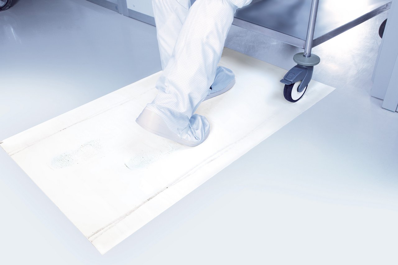 Cleanroom sticky mats made of adhesive film, 30 layers